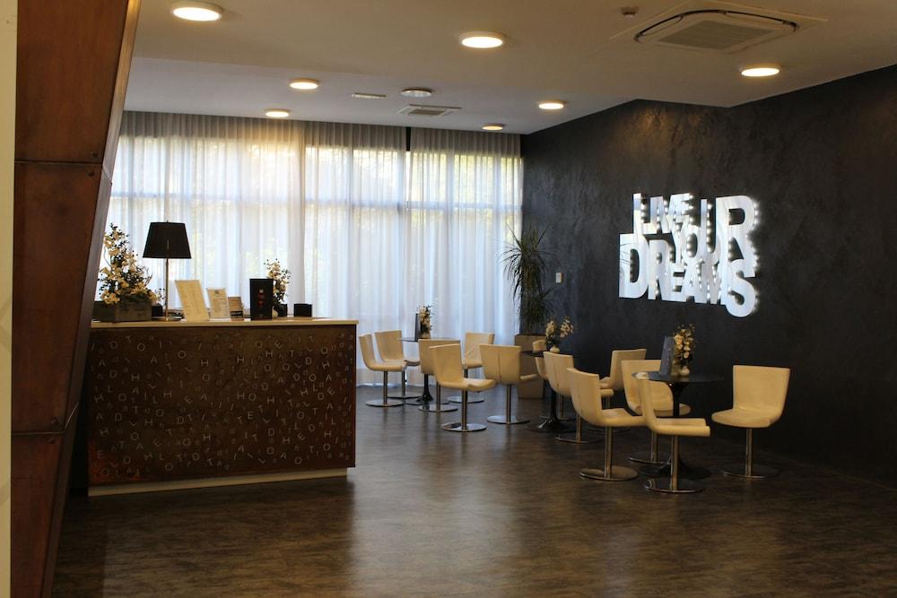 Ih Hotels Milano Lorenteggio Luaran gambar