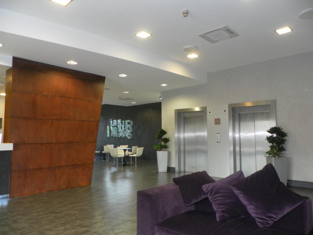 Ih Hotels Milano Lorenteggio Luaran gambar